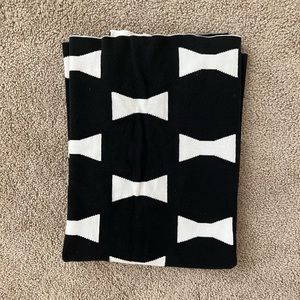 Kate Spade black and white baby blanket. Reversible design. Approx 29”x29”